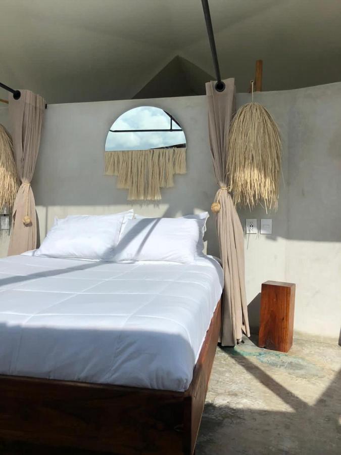 Mamasan Treehouses & Cabins تولوم المظهر الخارجي الصورة