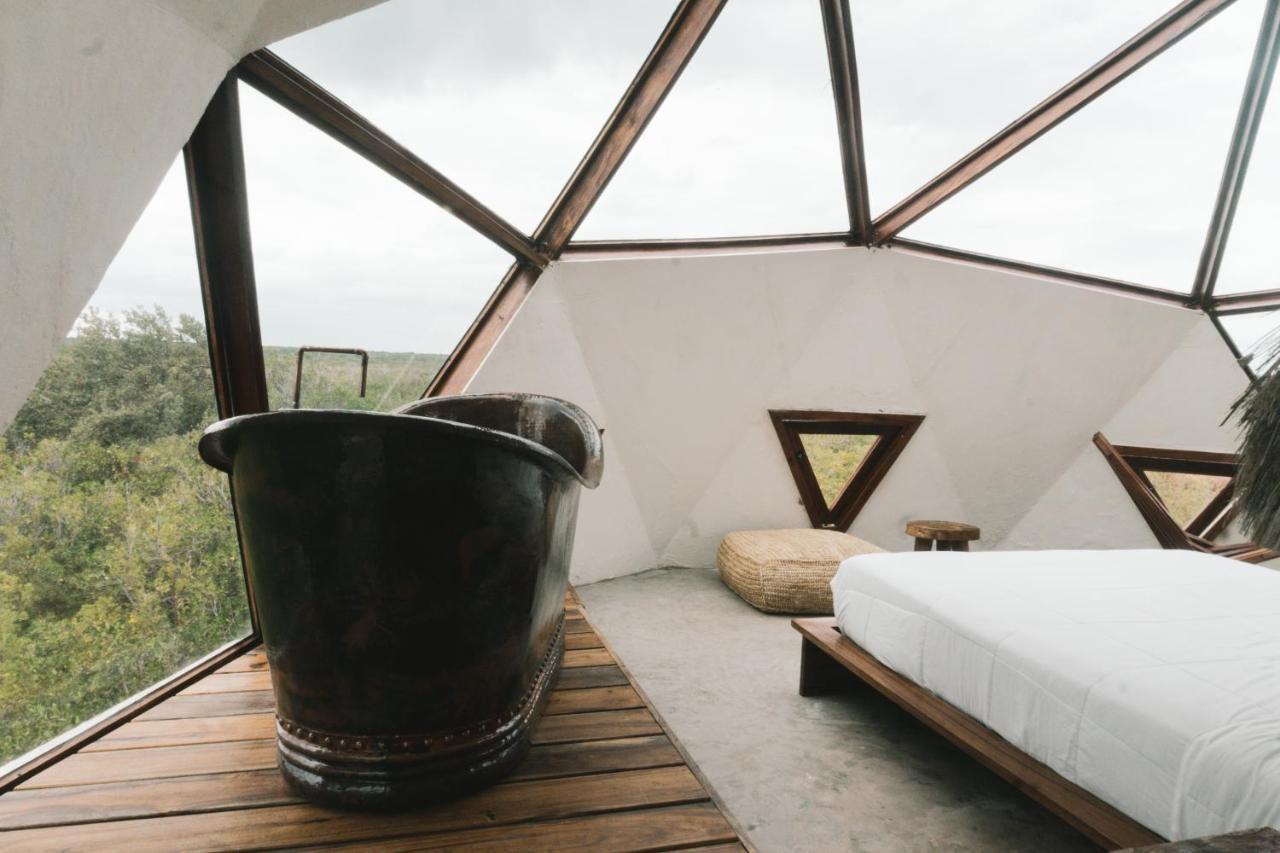 Mamasan Treehouses & Cabins تولوم المظهر الخارجي الصورة