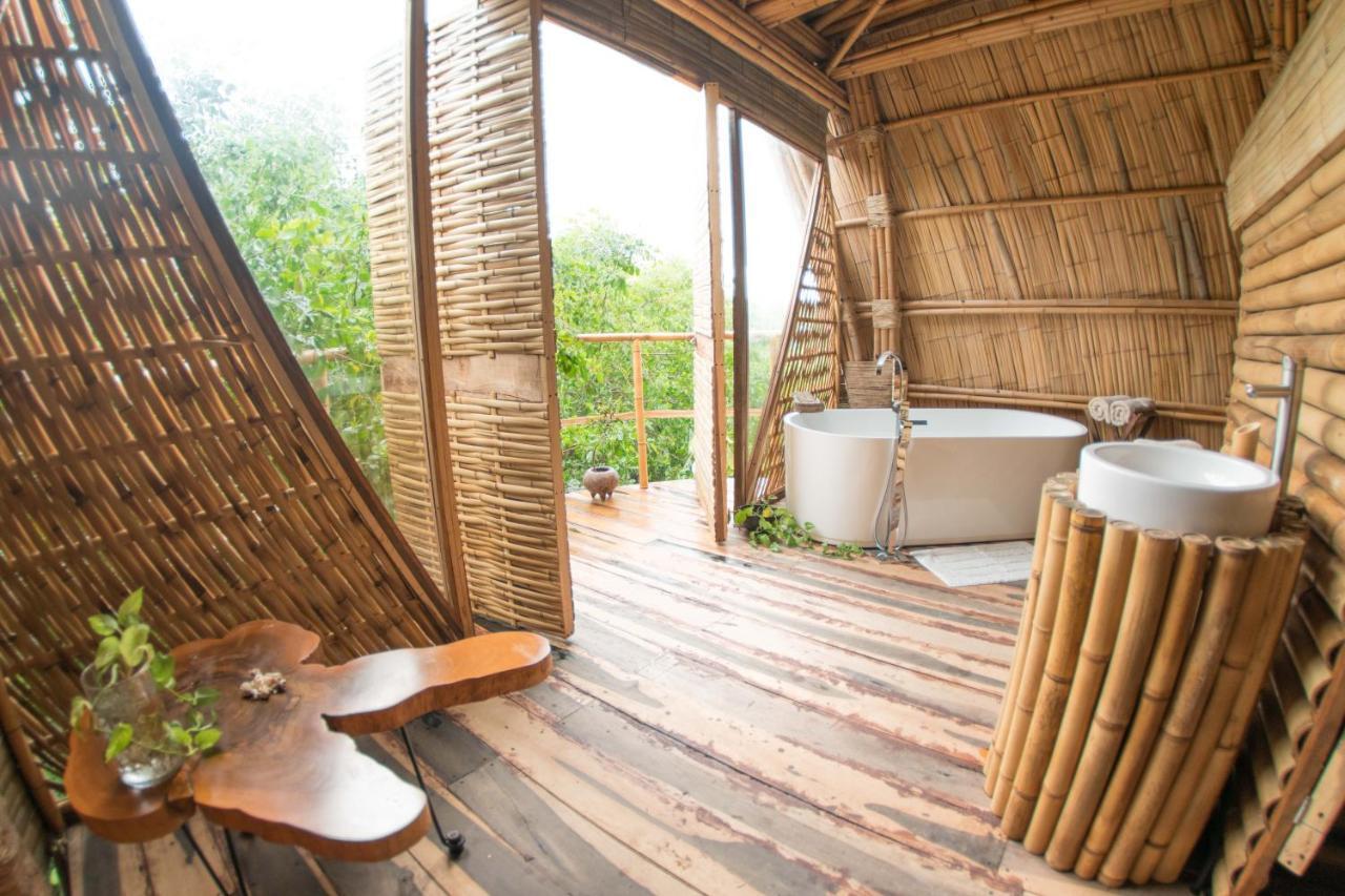 Mamasan Treehouses & Cabins تولوم المظهر الخارجي الصورة